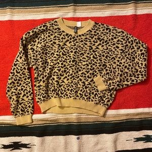 Leopard print knitted sweater